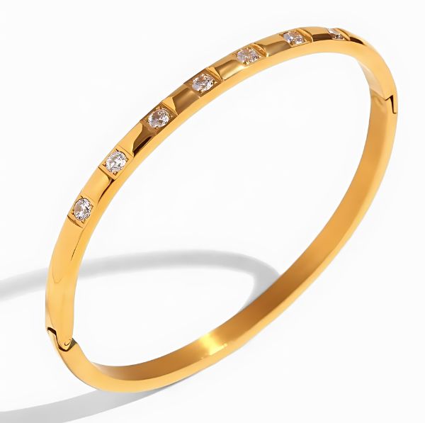 Noura Cuff