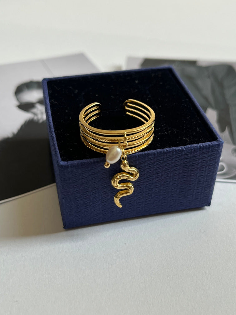 Charm Adjustable Ring