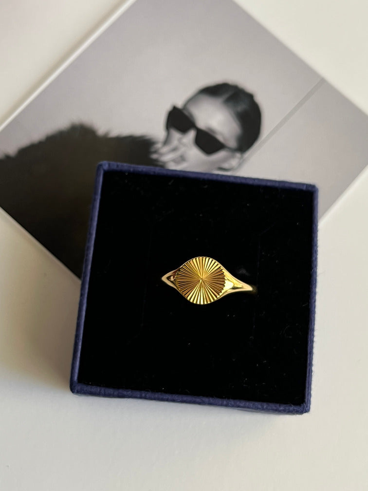 Rays Ring