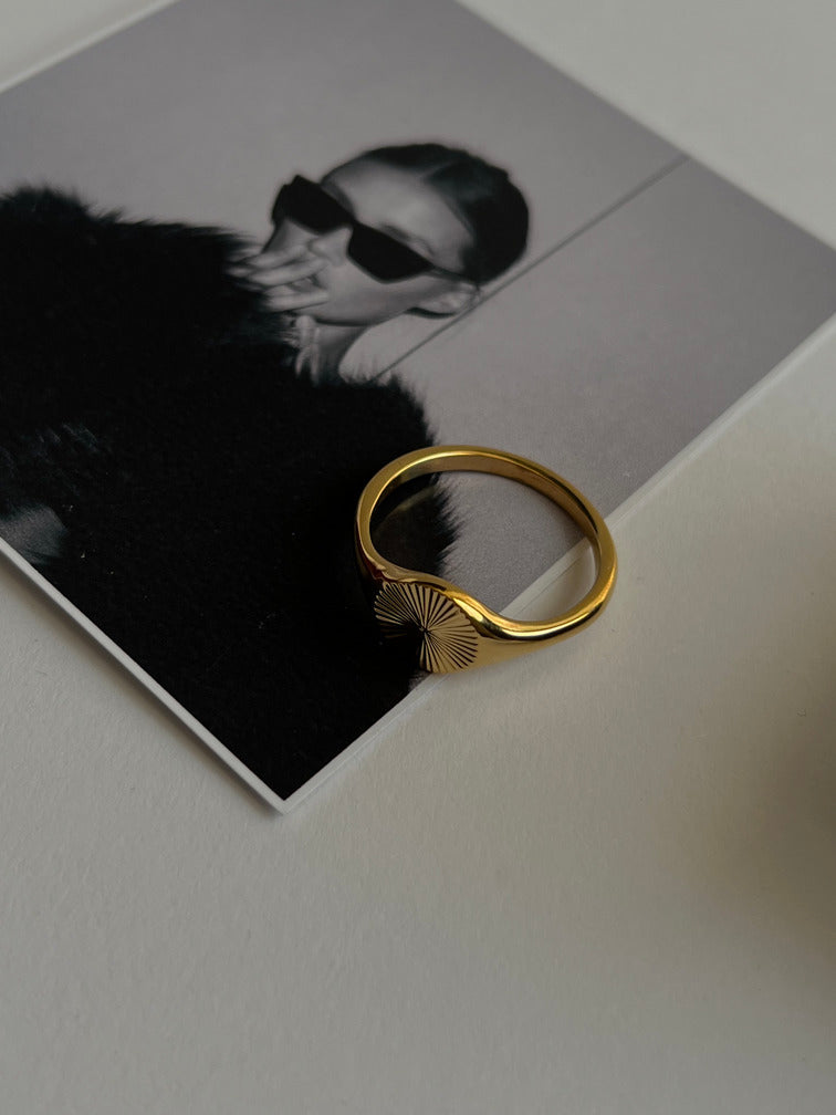 Rays Ring