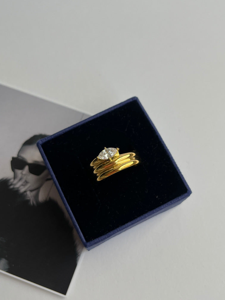 Zyra Ring