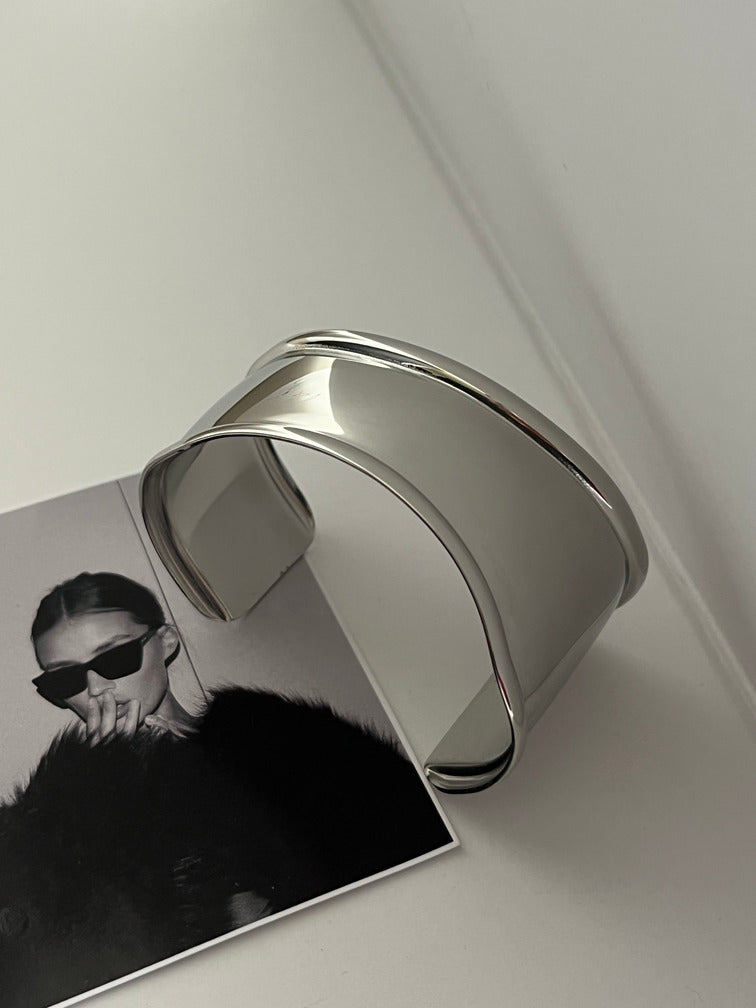 Berlin Cuff
