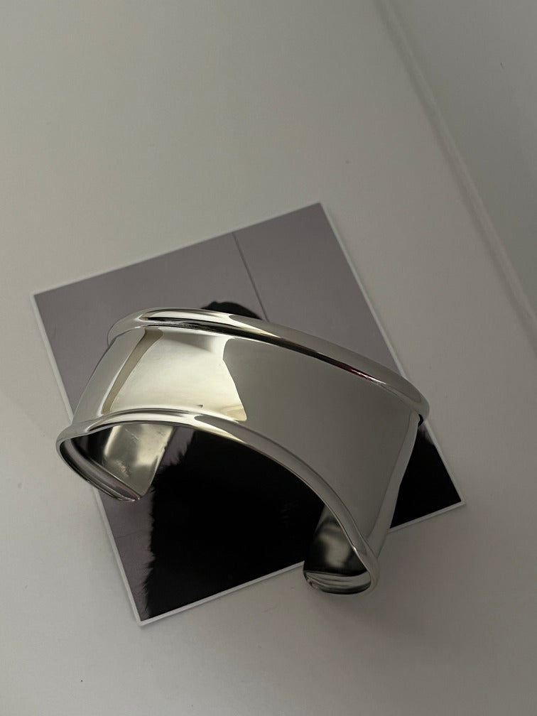 Berlin Cuff