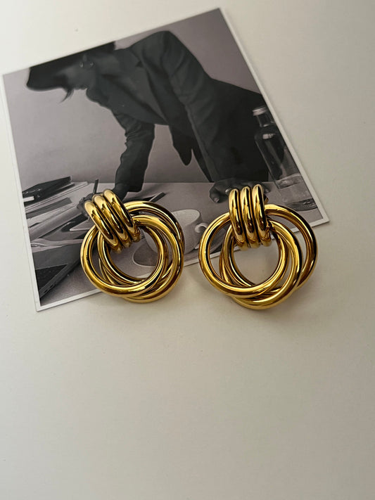 Zoya Earrings