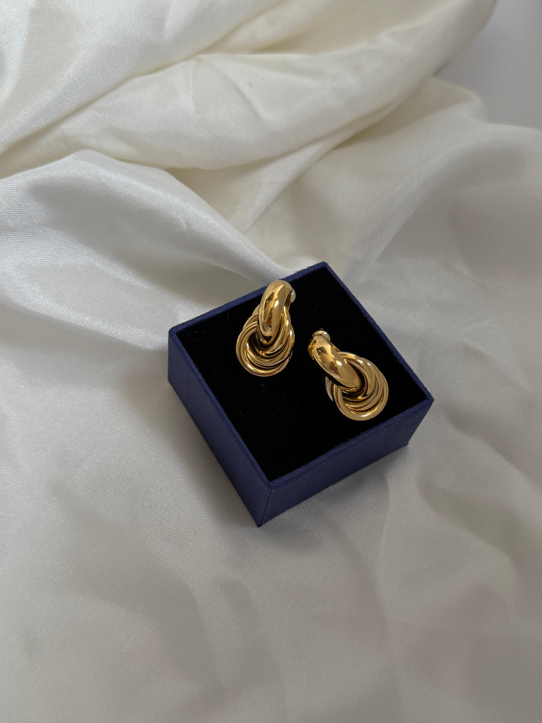 Knot Earrings