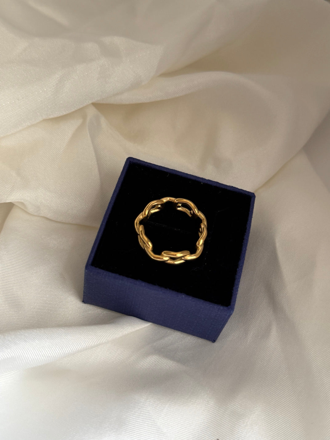 Clyra Ring