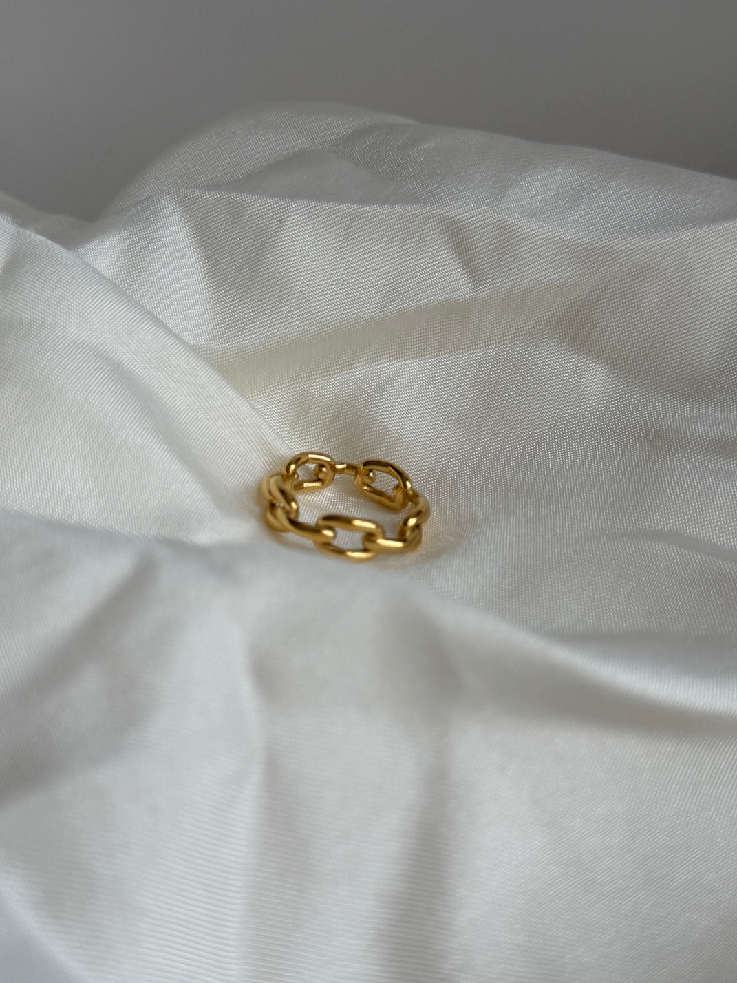 Clyra Ring