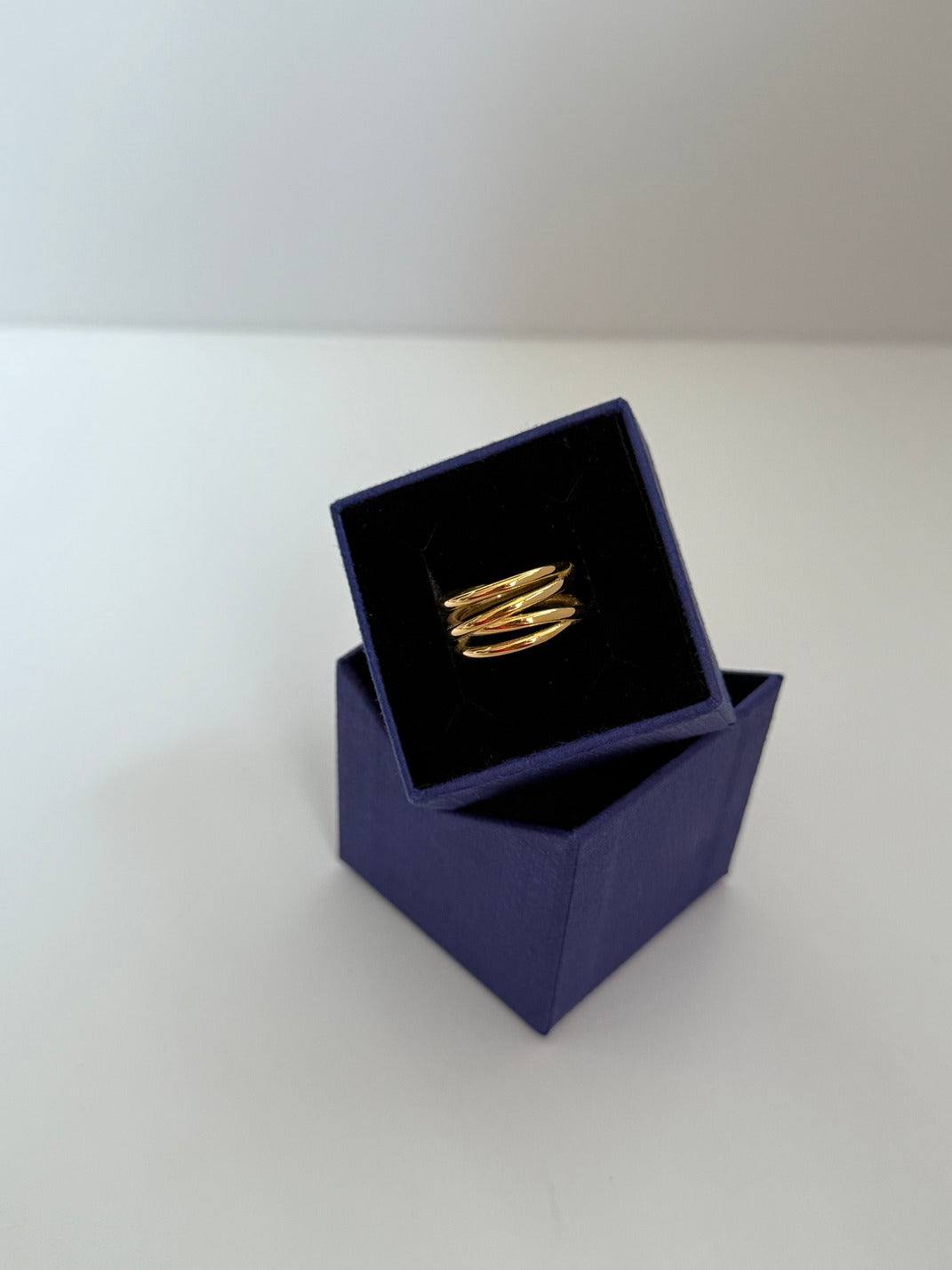 Criss Cross Ring