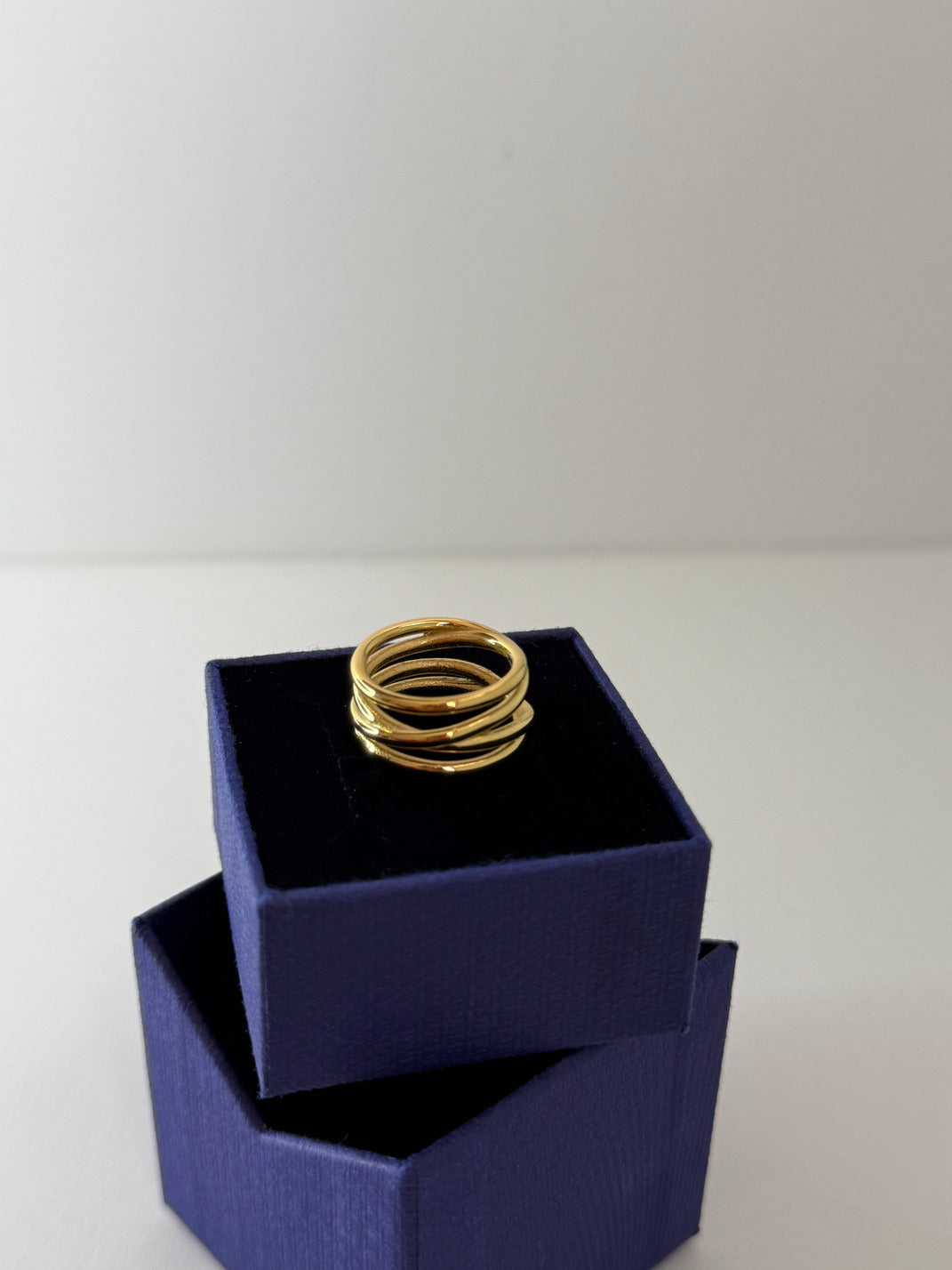 Criss Cross Ring