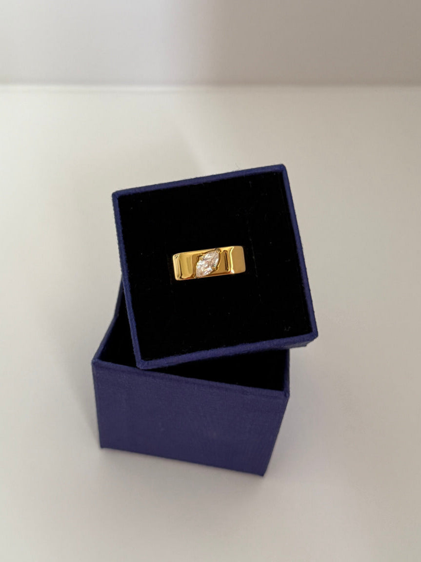 Ella Ring