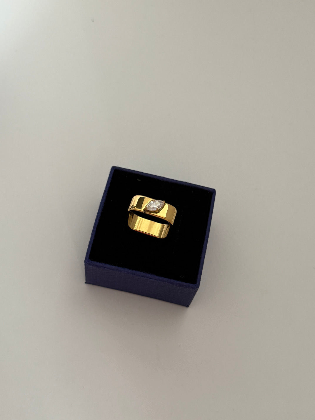 Ella Ring
