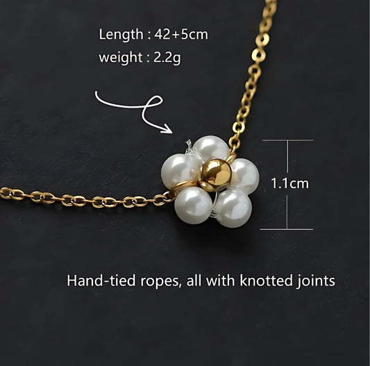 Daisy Necklace