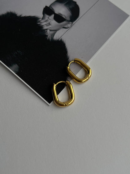 Orelia Earrings