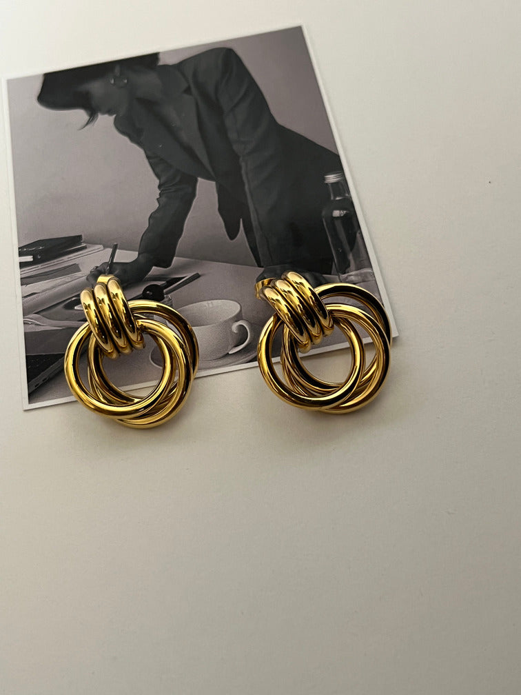 Zoya Earrings