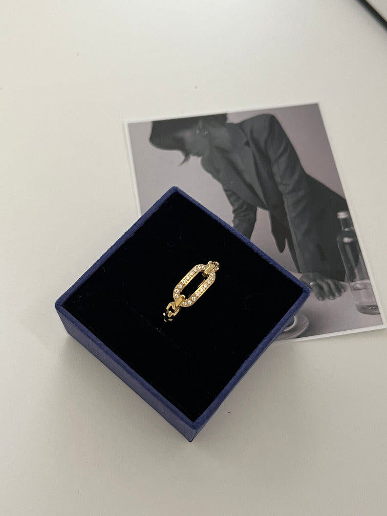 Diamond Link Ring