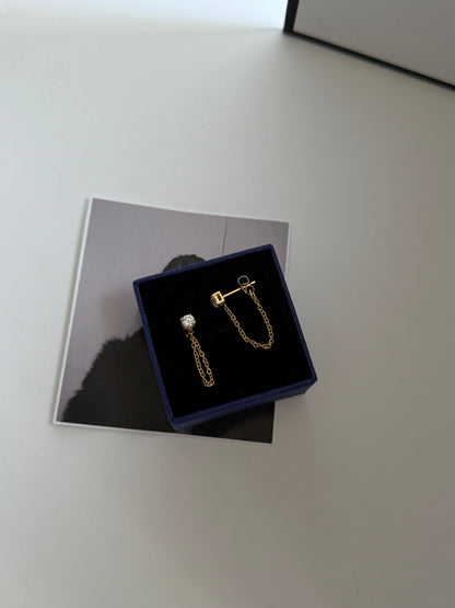 Lily Earring
