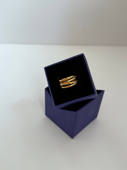 Criss Cross Ring