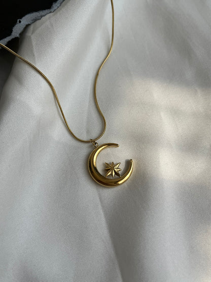 Nova Necklace